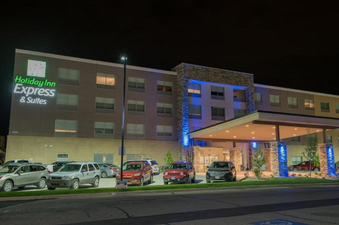 Holiday Inn Express & Suites Dayton North - Vandalia By Ihg Экстерьер фото